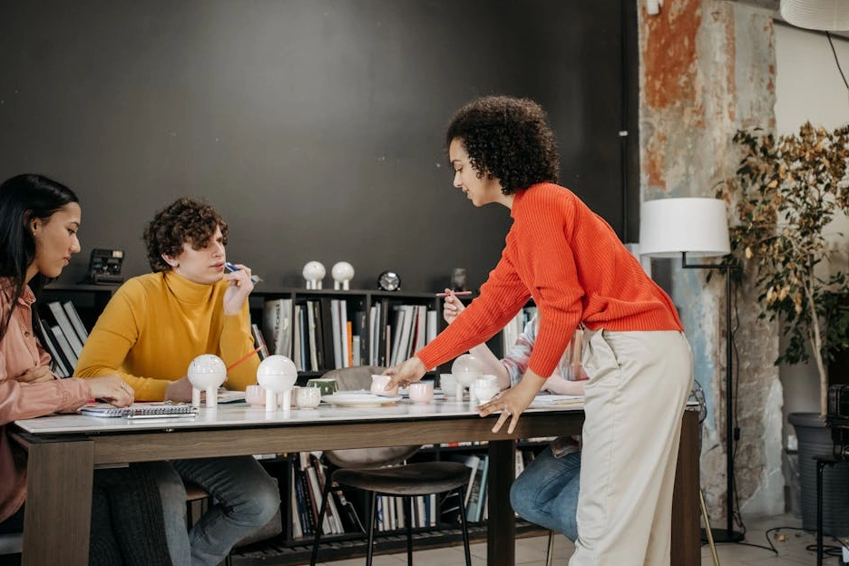 Zespół PR Wave Agency podczas spotkania strategicznego